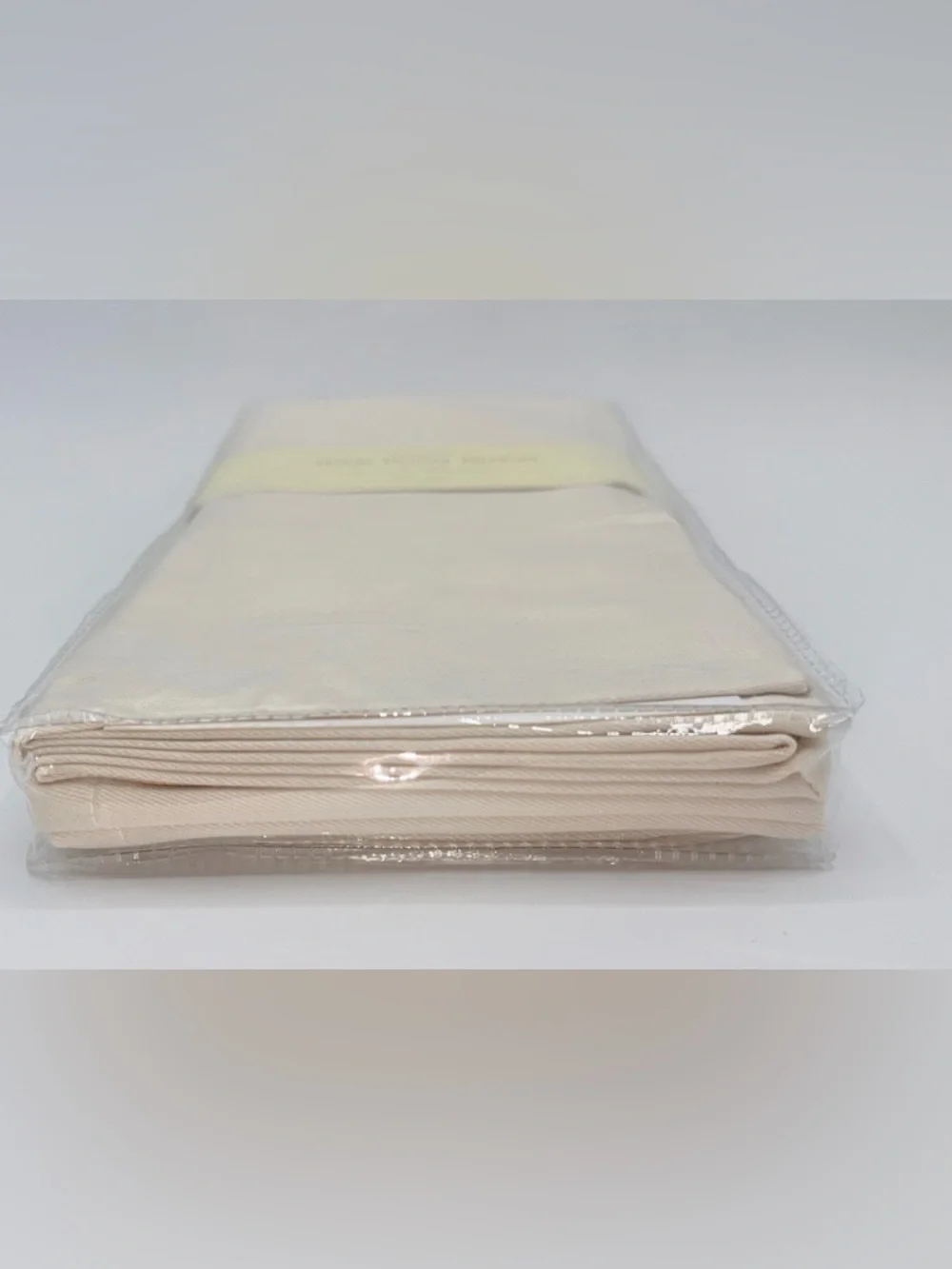 Williams Sonoma Hotel Dinner Napkins set 4 Ivory 20”x20 Cloth Cotton Dining NEW
